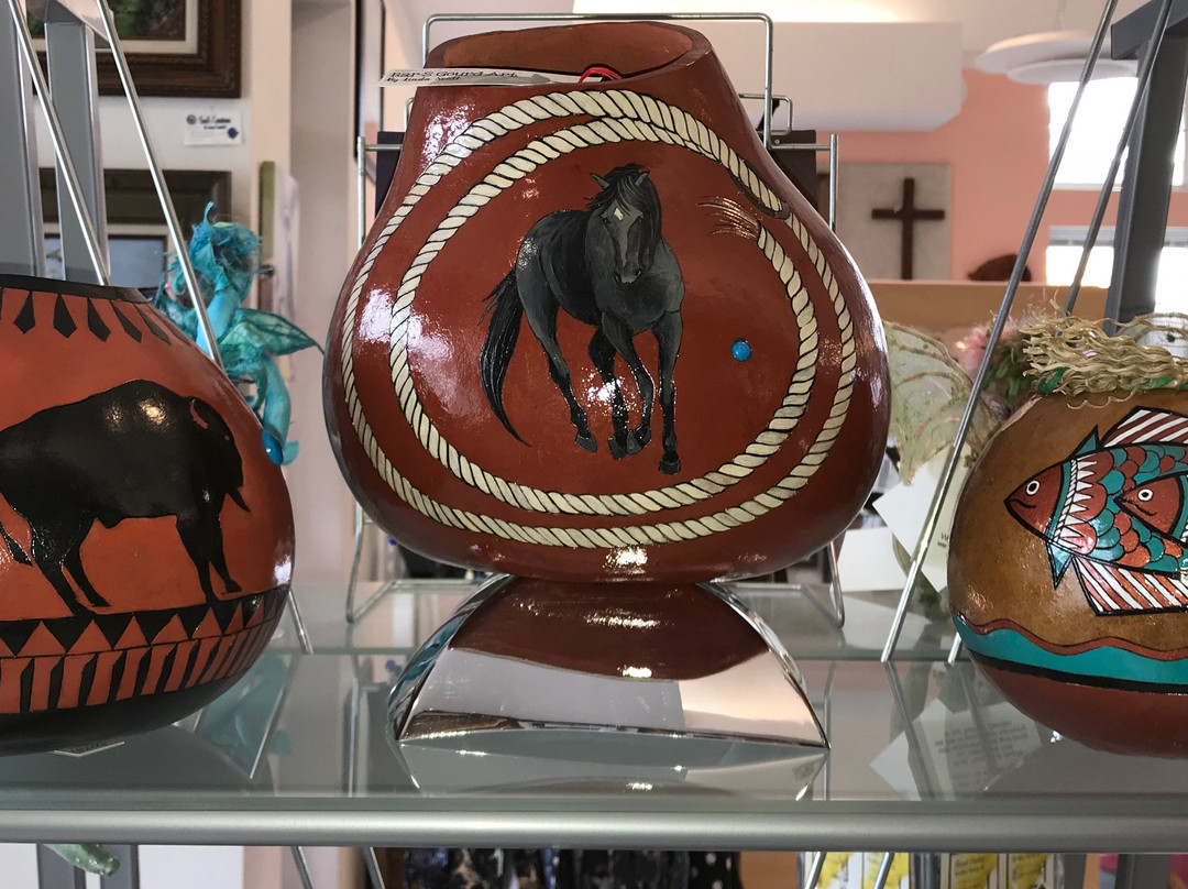 Two Rivers Art Gallery-Chiloquin必去景点