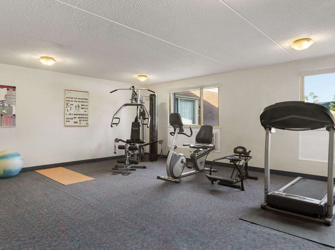 Days Inn by Wyndham Bridgewater Conference Center主图