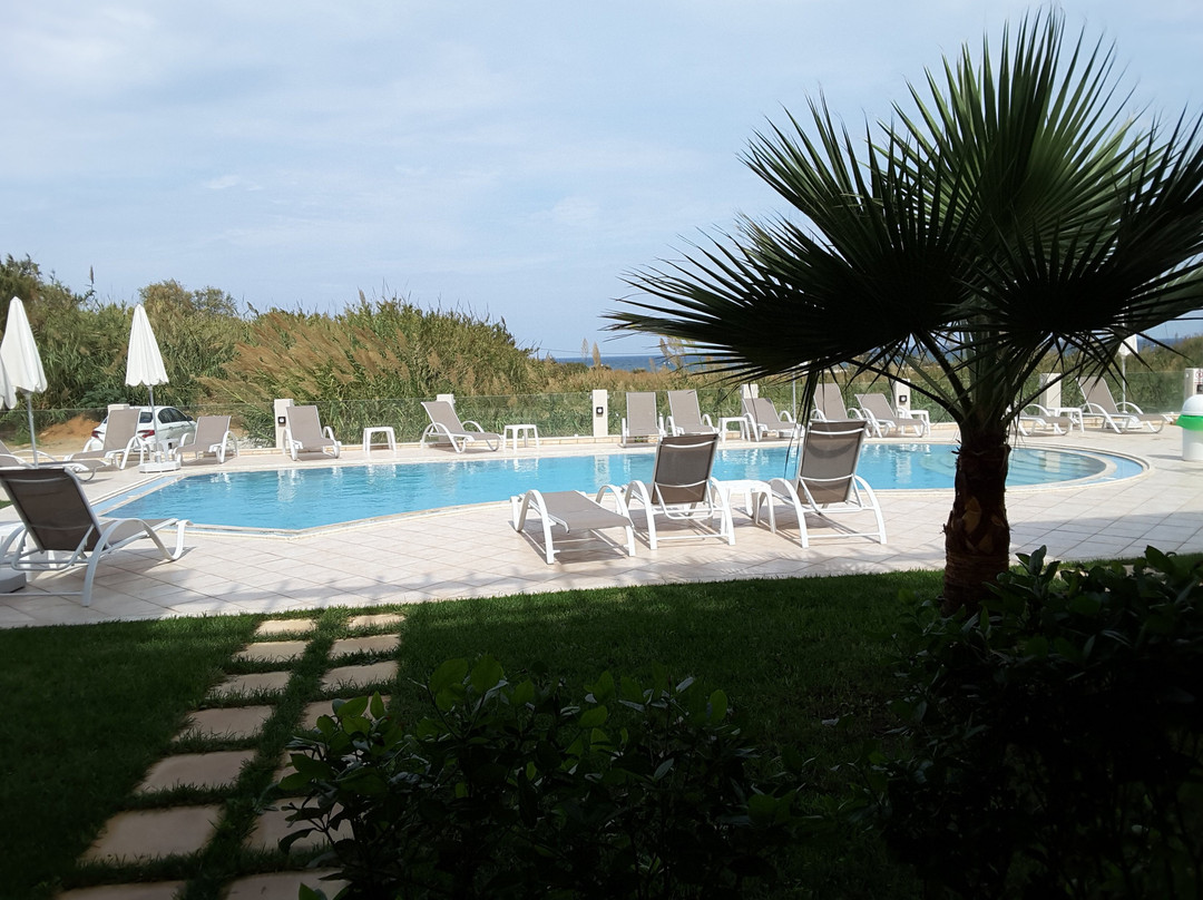 Carisa Maleme Hotel主图