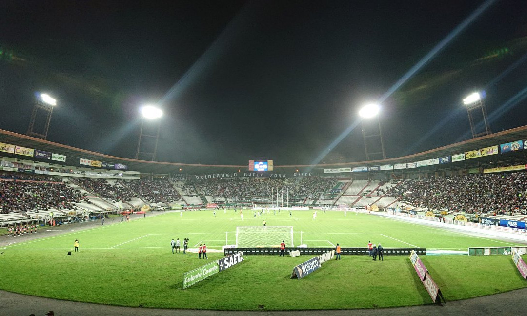 Estadio Palogrande景点图片