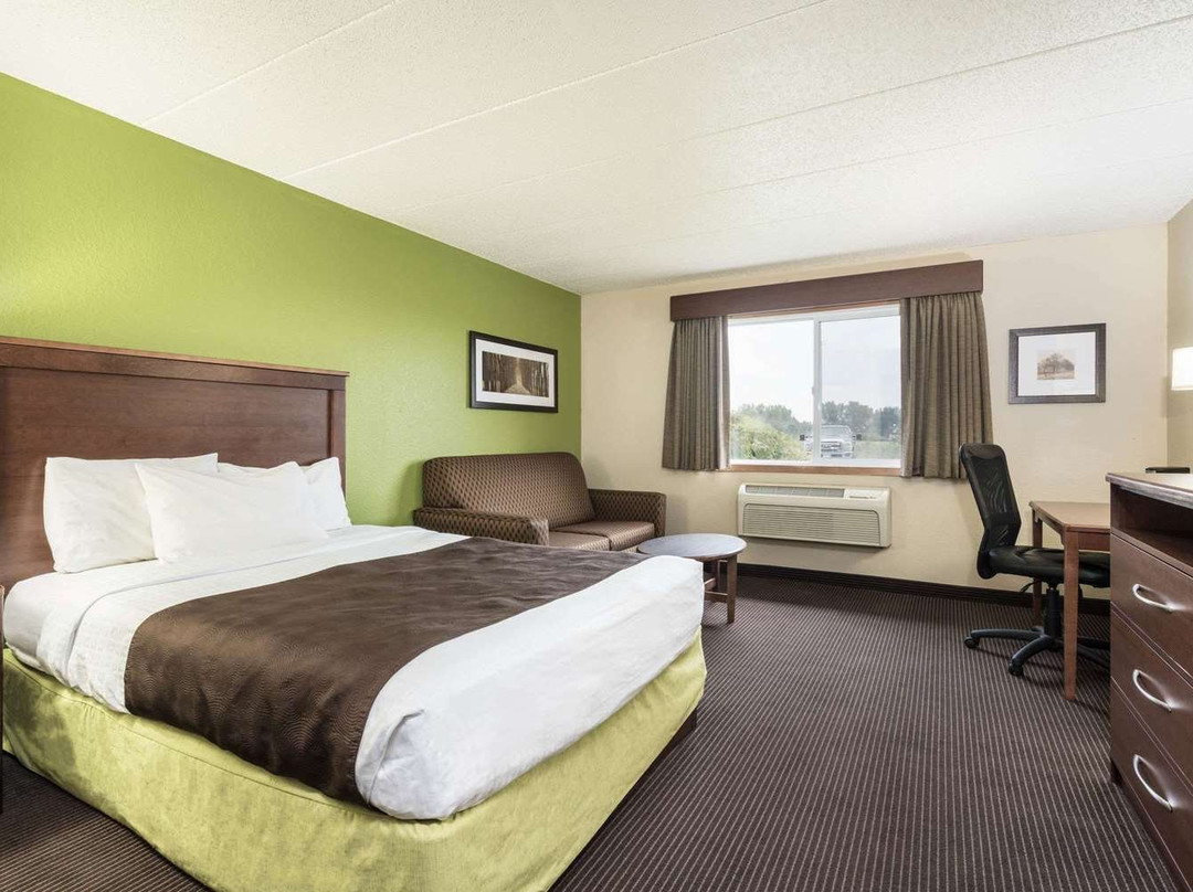 AmericInn by Wyndham Little Falls主图