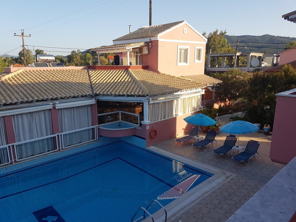 House Anastasia主图