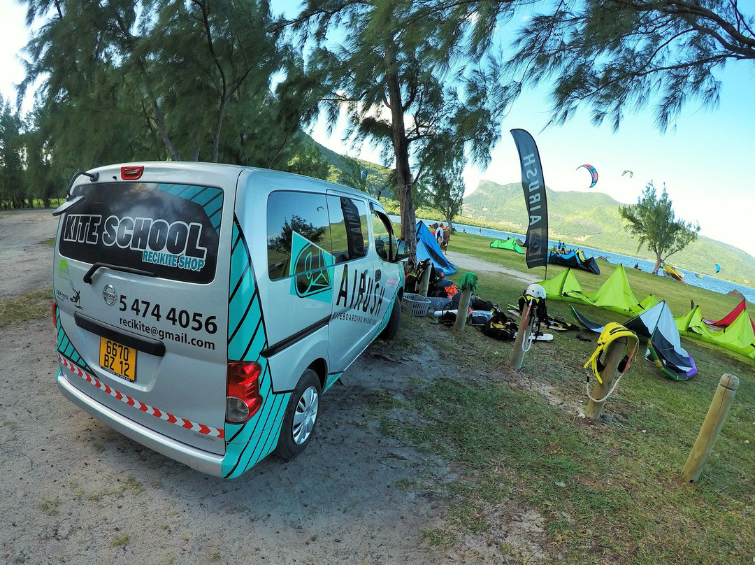Recikite Kiteboarding Recycling Mauritius-La Gaulette必去景点