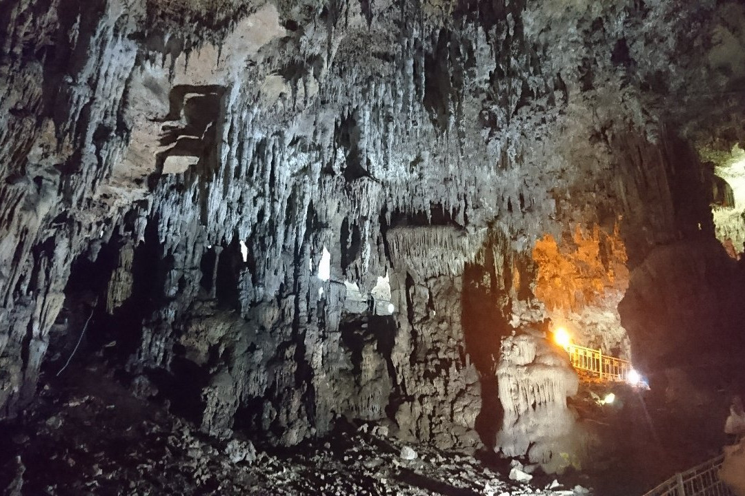 Les Grottes de Beni Add景点图片