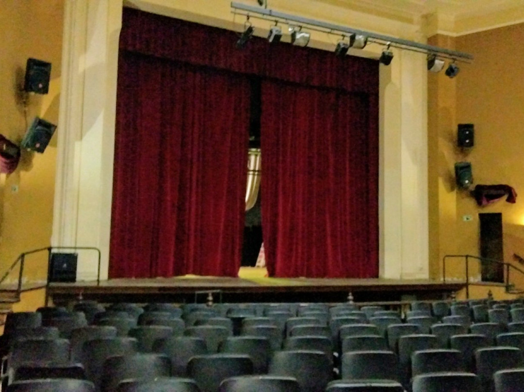 Teatro Municipal-德尔雷伊必去景点