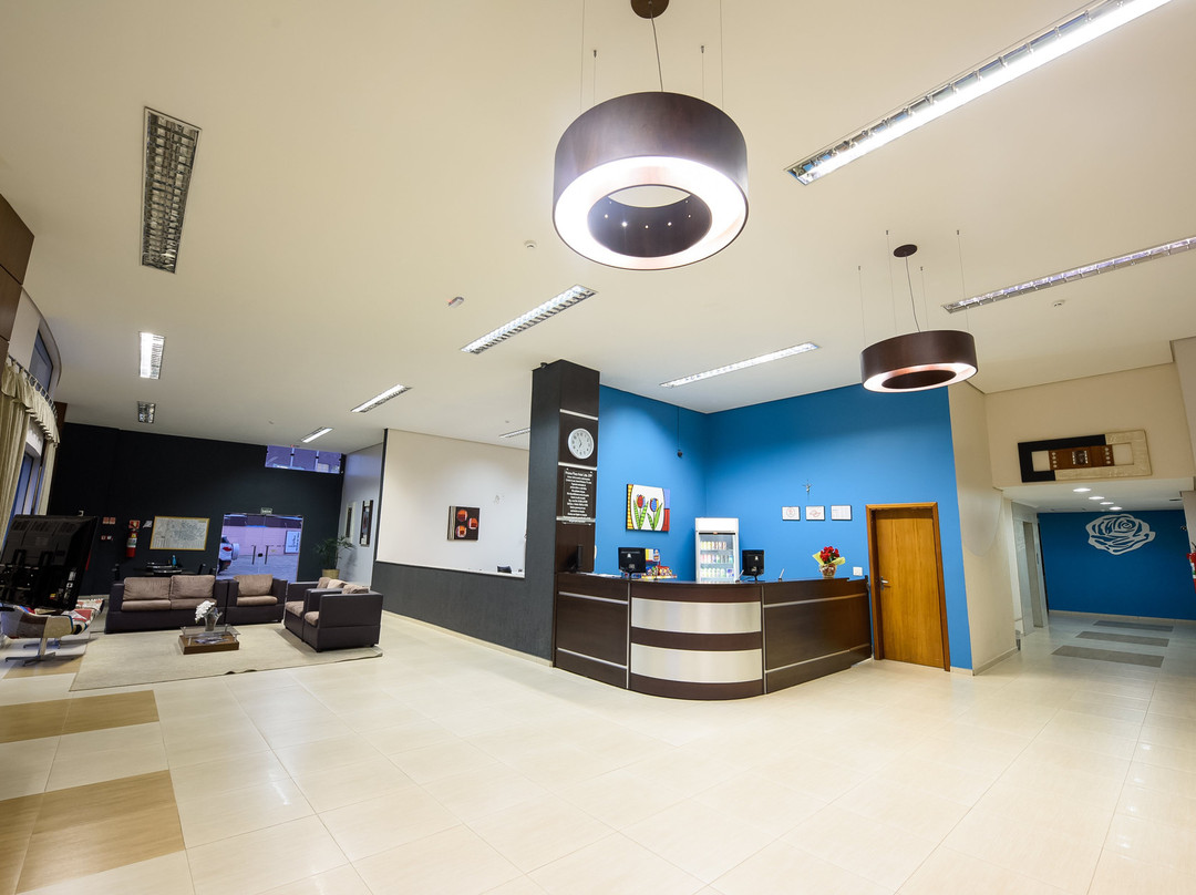 Prisma Plaza Hotel主图