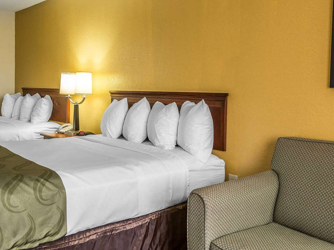 Quality Inn Montgomery South主图