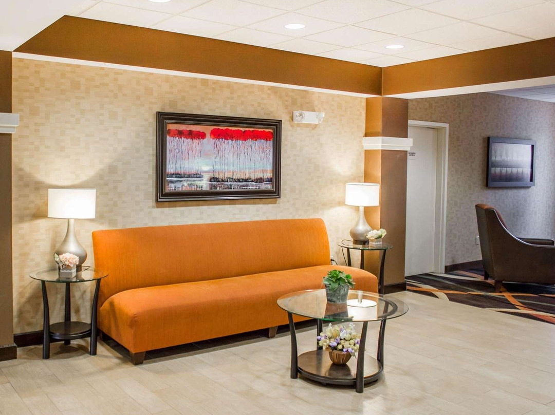 Comfort Suites Lewisburg主图