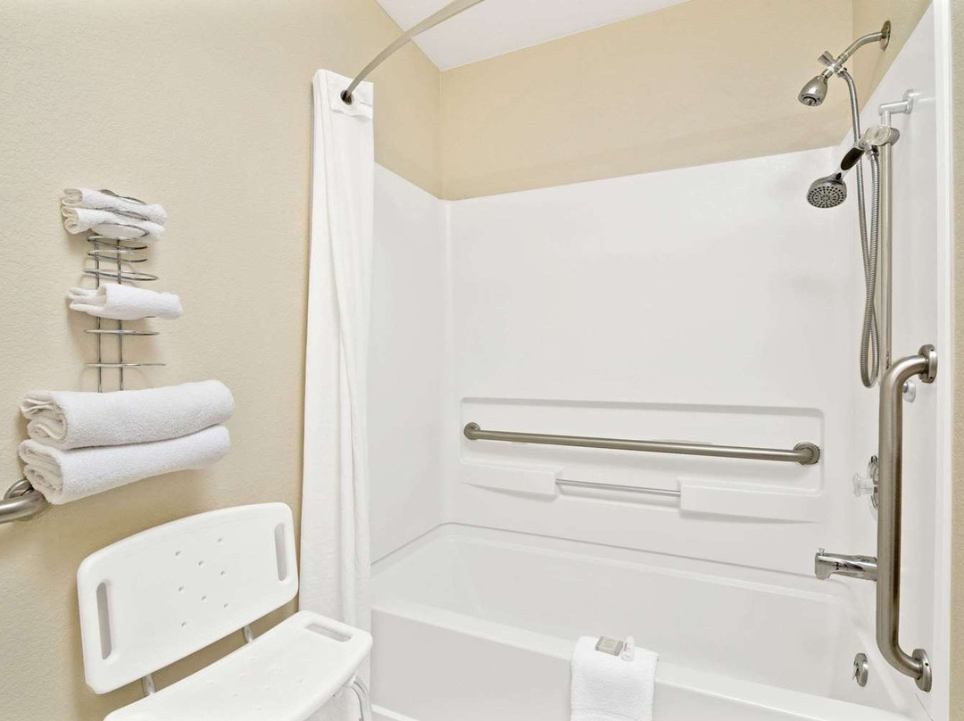 Super 8 by Wyndham Spokane/West主图