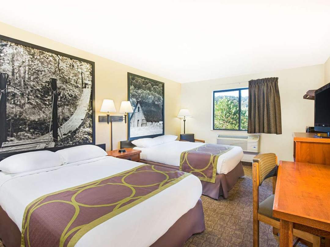 Super 8 by Wyndham Ripley主图