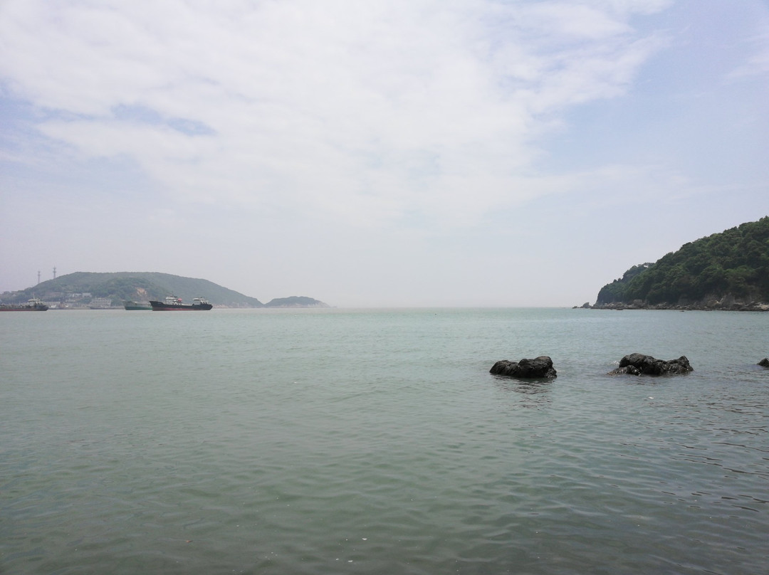 乌石砾滩-舟山市必去景点