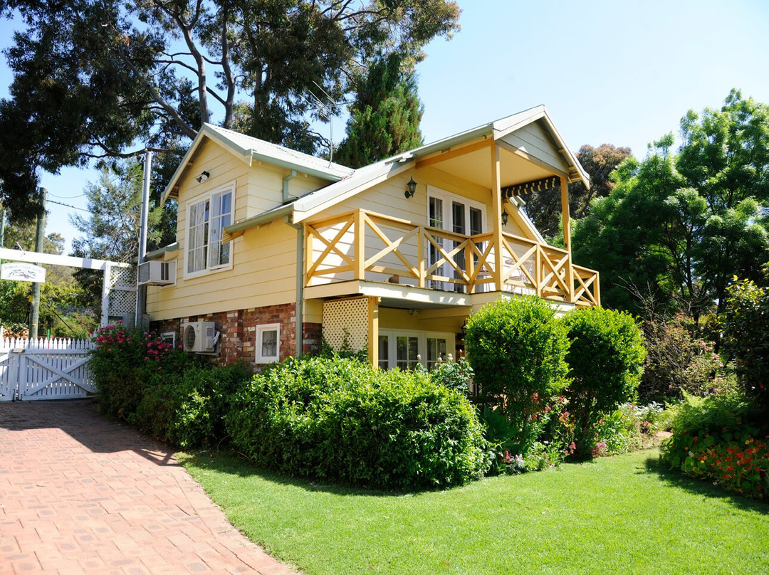 Possum Creek Lodge主图