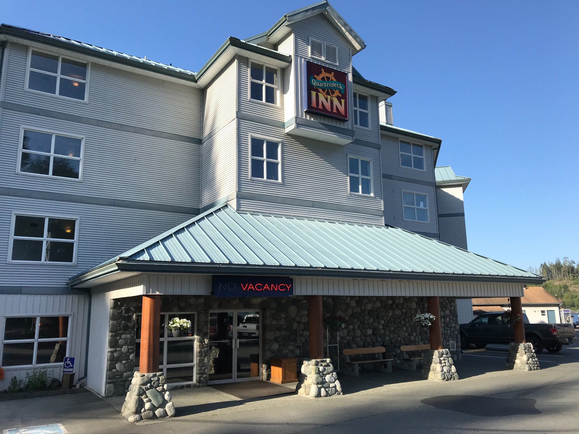 Quarterdeck Inn & Marina Resort-浴室