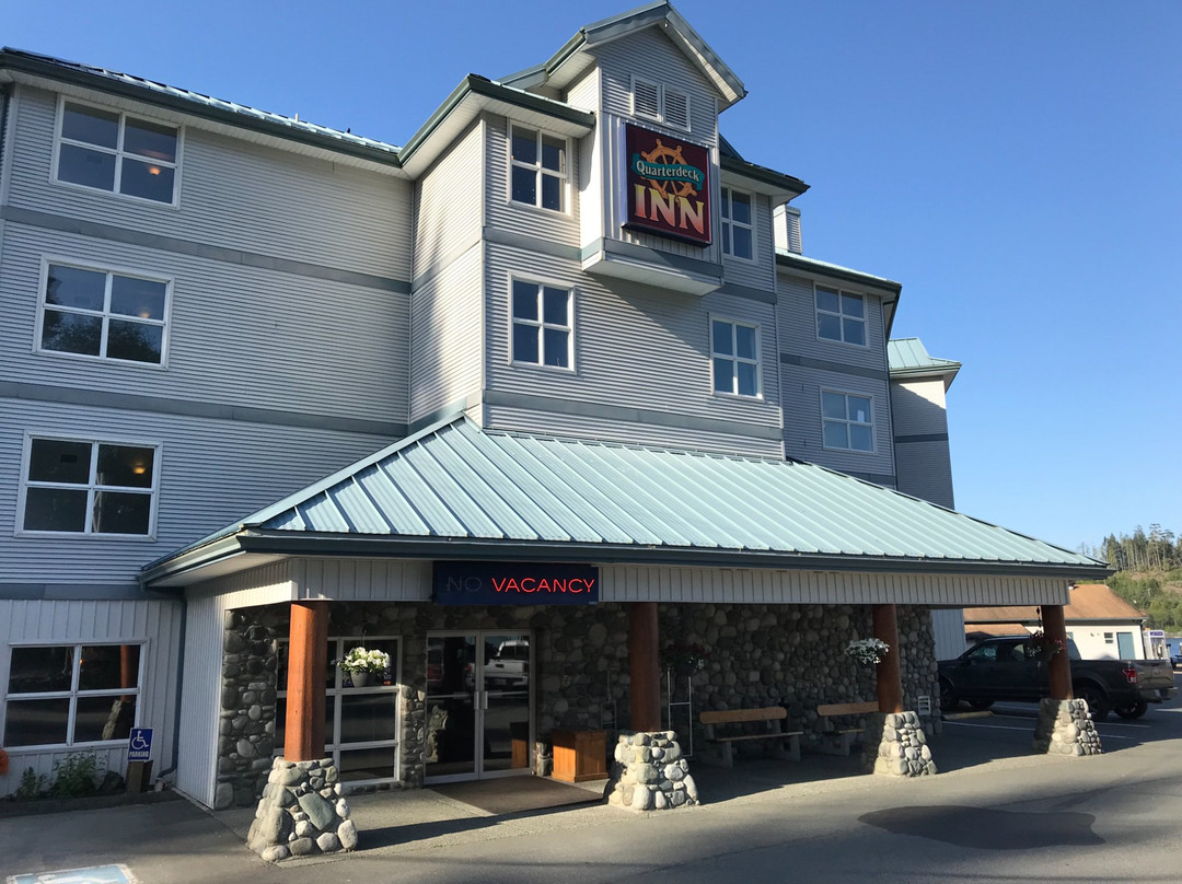 Quarterdeck Inn & Marina Resort主图