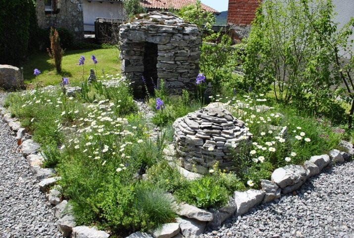 Pepa's Karst Garden景点图片