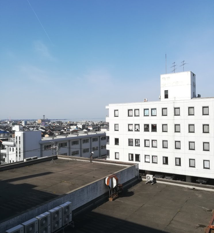 鱼津灿路都大饭店主图