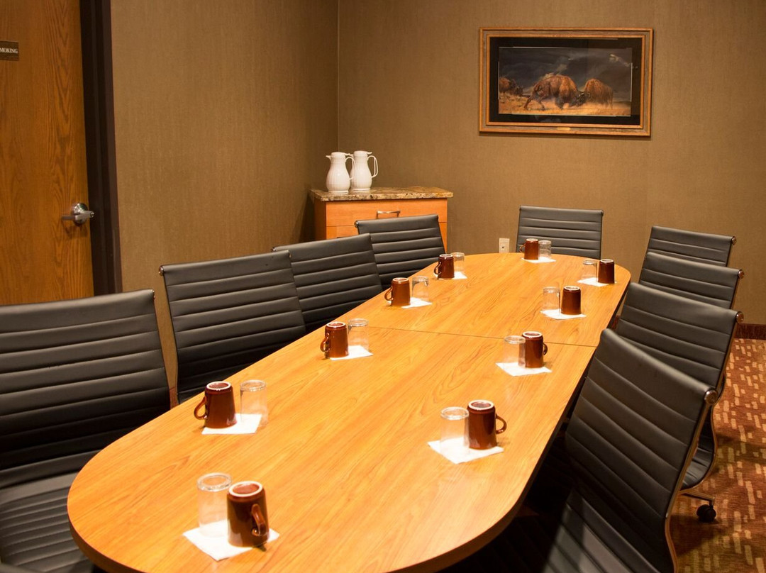 Chieftain Conference Center主图