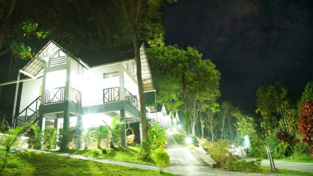 伍德罗斯度假村-官方