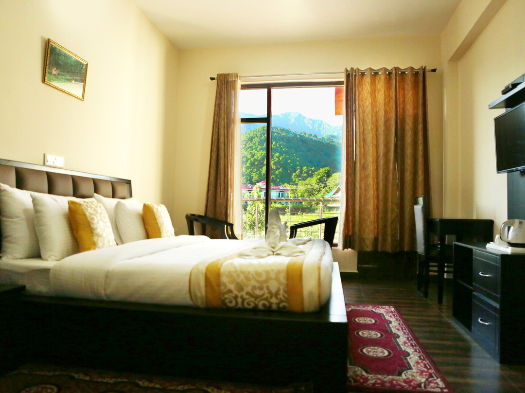 Chimbalhar Heights主图