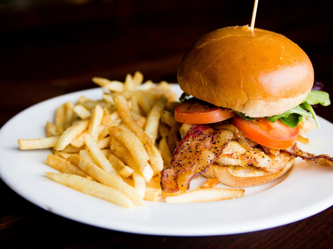 Mission Avenue Bar And Grill