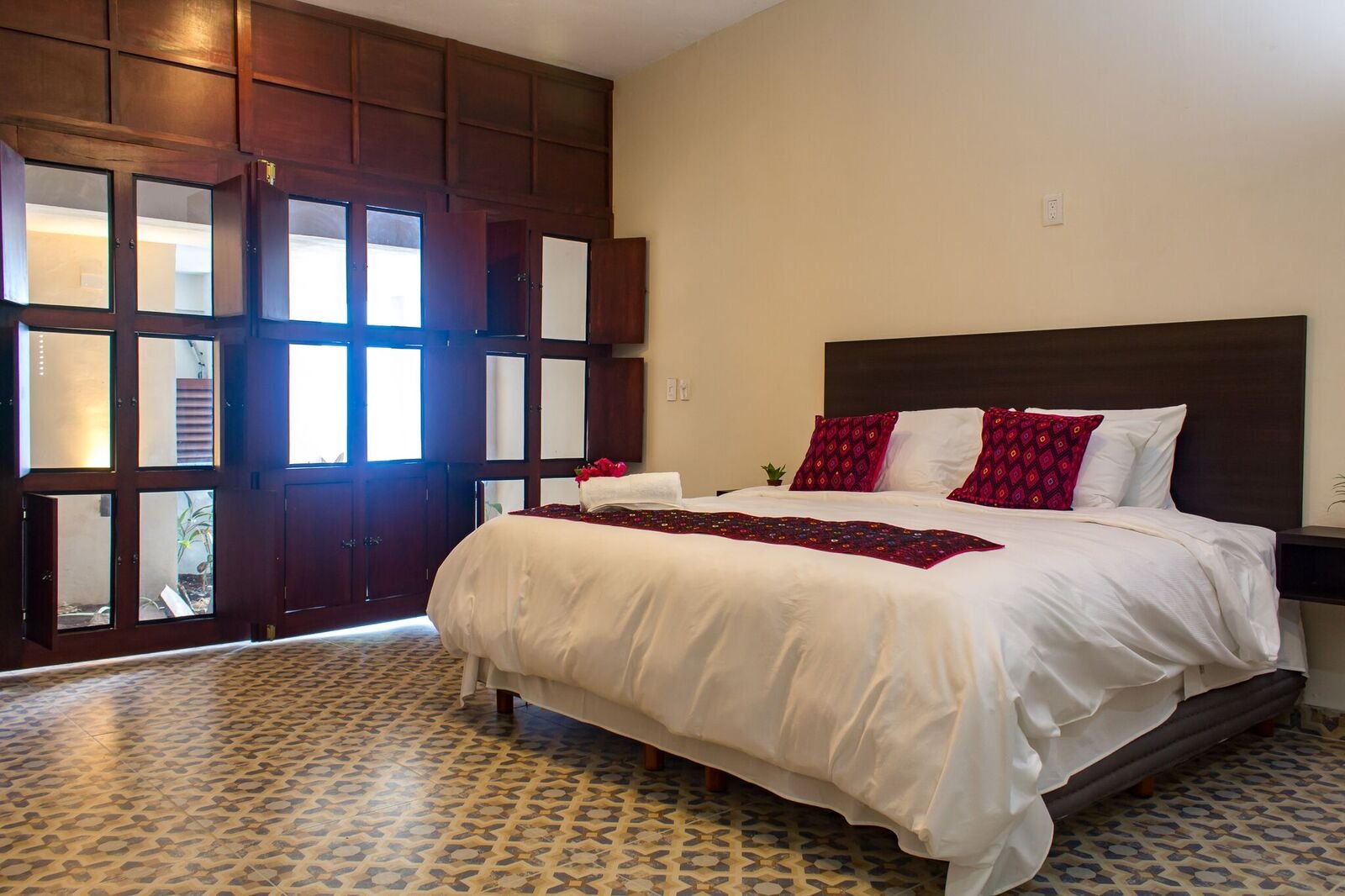 Hotel Maculis-官方