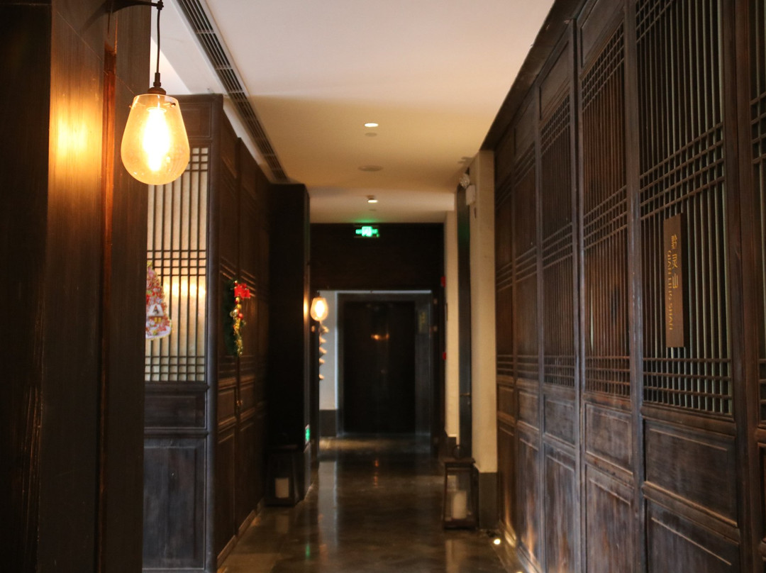 丹寨万达锦华酒店主图