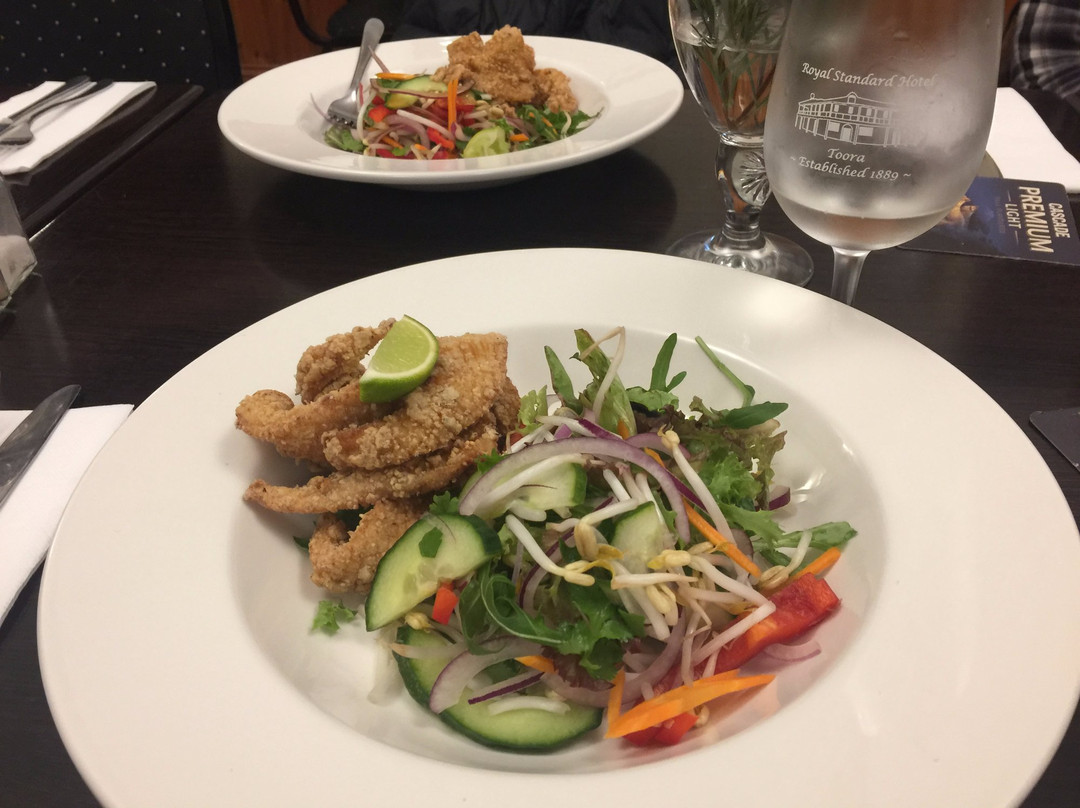 Welshpool餐馆和美食-Royal Standard Hotel, Toora