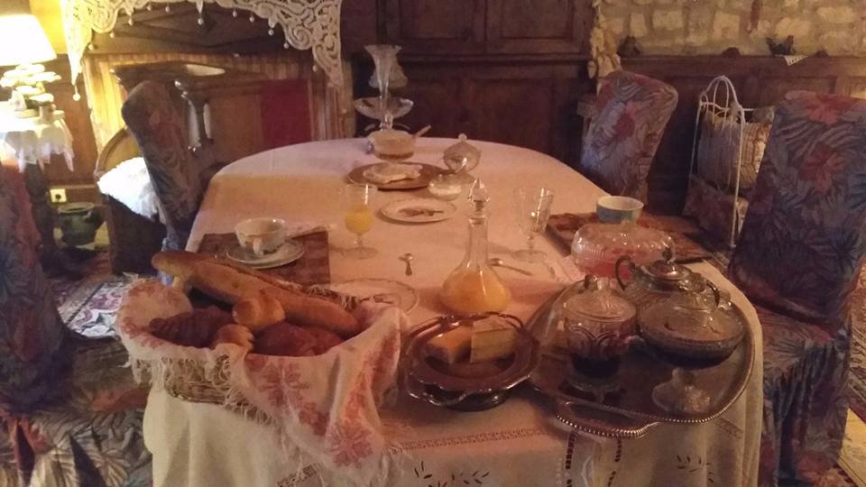 Au Dortoir des Moines-餐饮