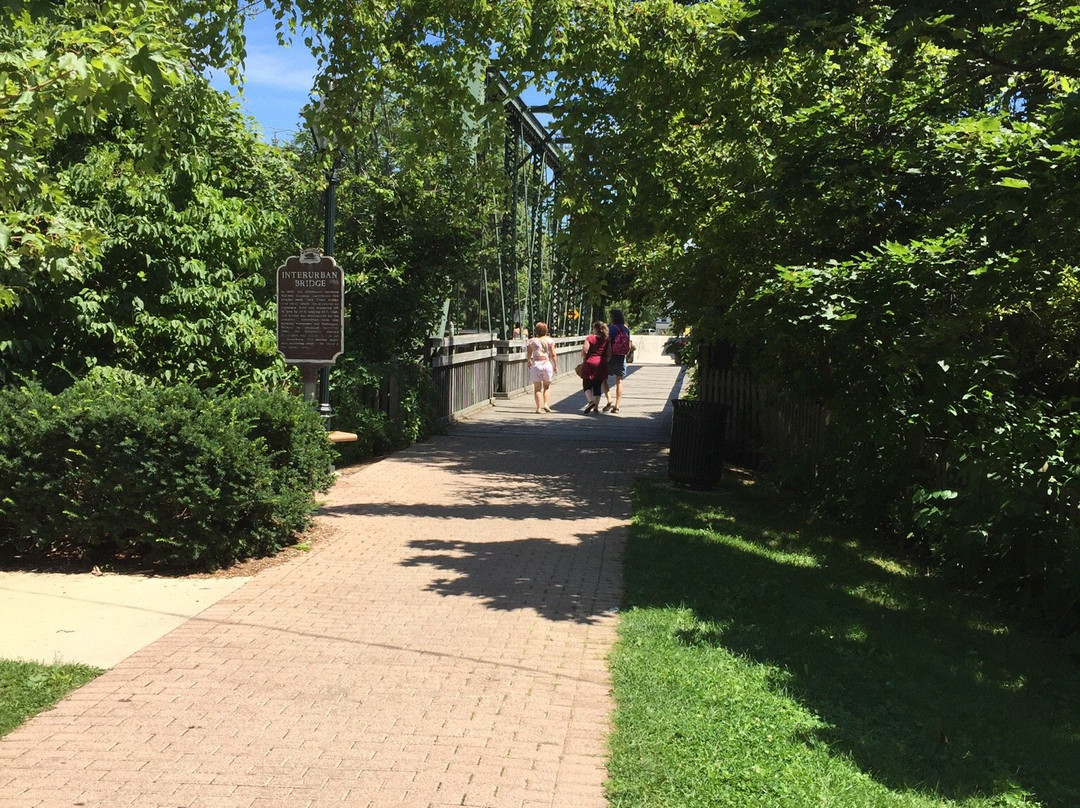 Ozaukee Interurban Trail景点图片