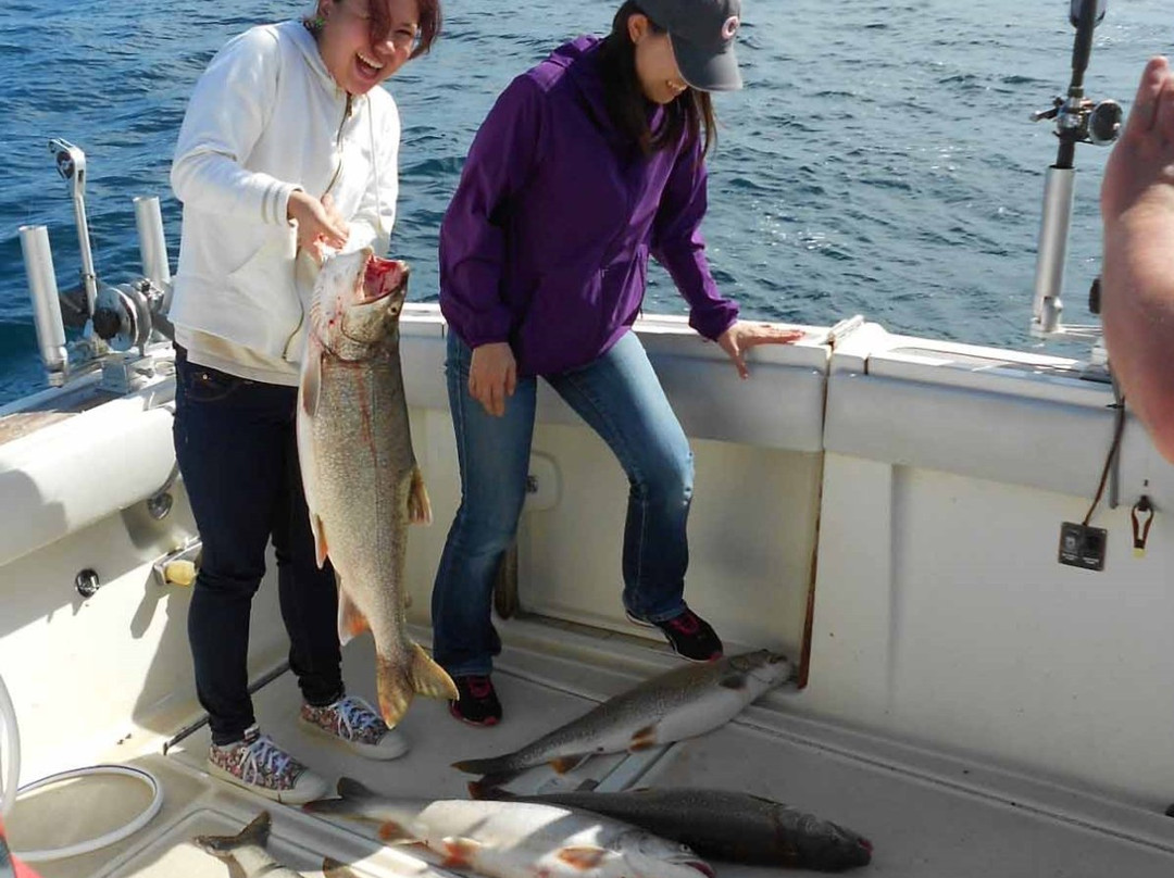 Captain Don’s Charter Service-Waukegan必去景点