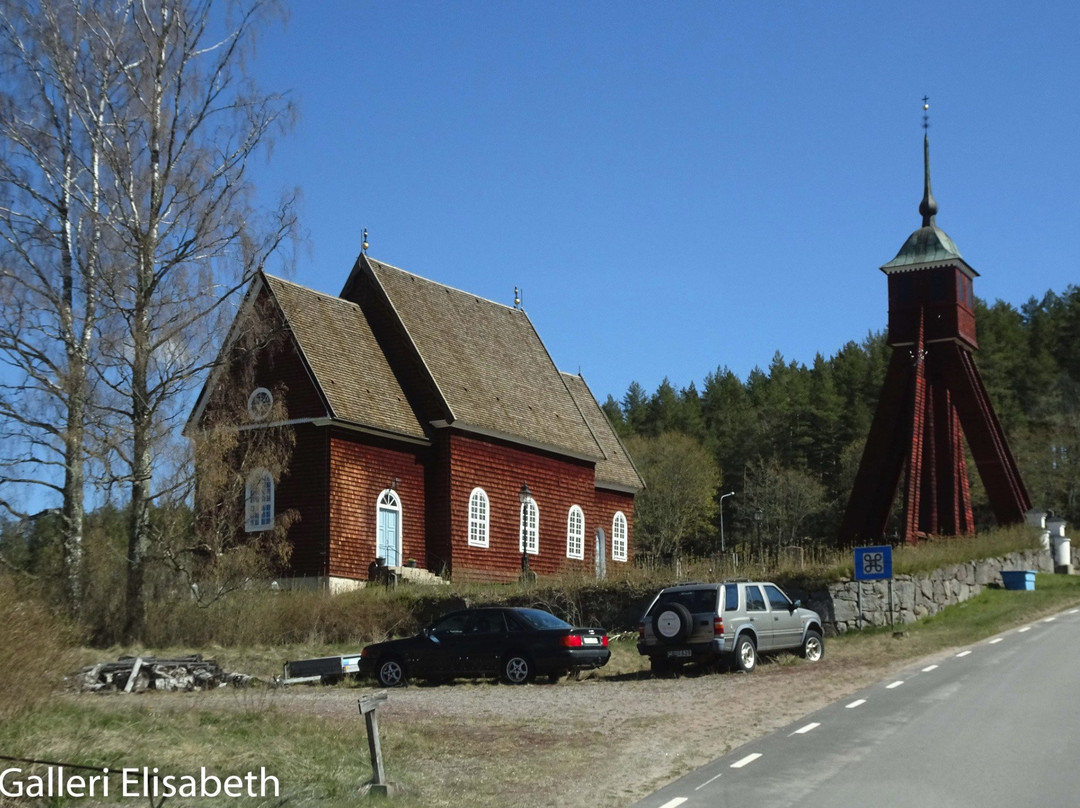 Tidersrum kyrka-Kisa必去景点