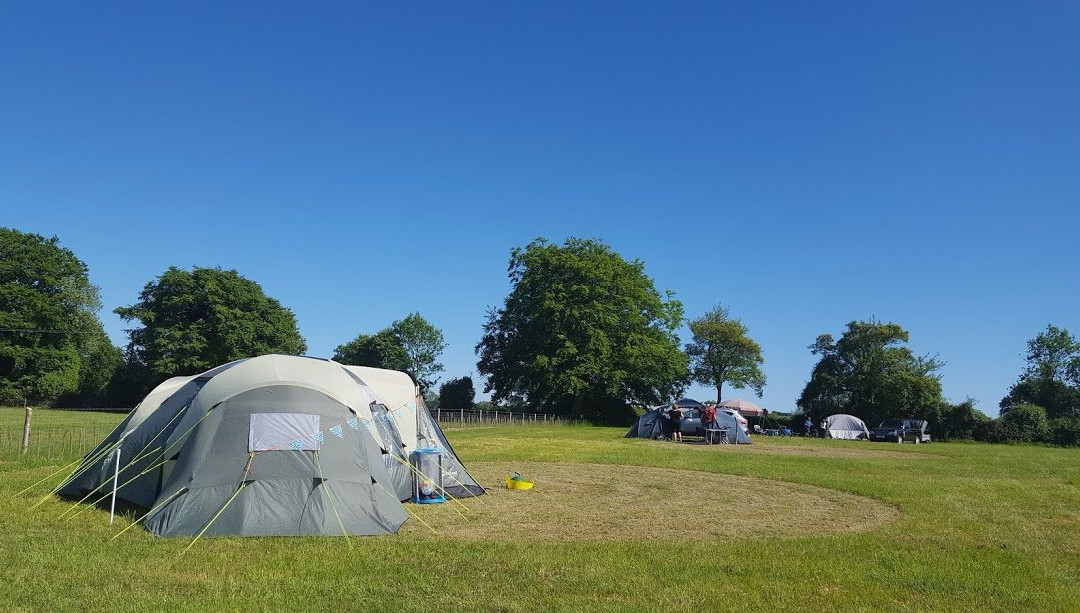 Holden Farm Camping & Cafe