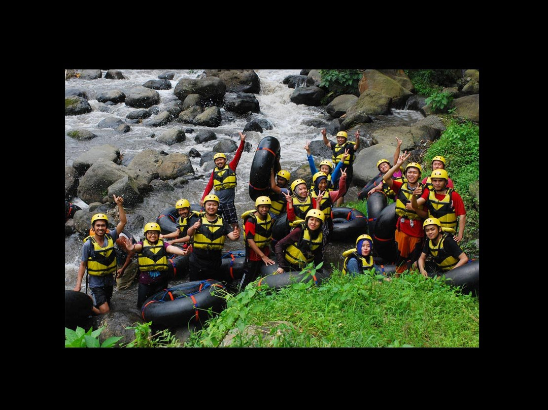 Sedaer River Tubing-玛琅必去景点