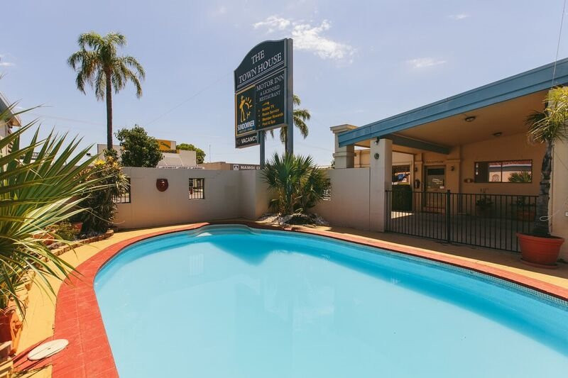 The Town House Motor Inn