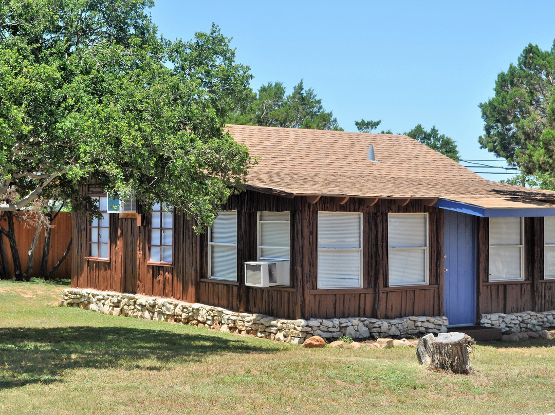 Cedar Lodge Texas
