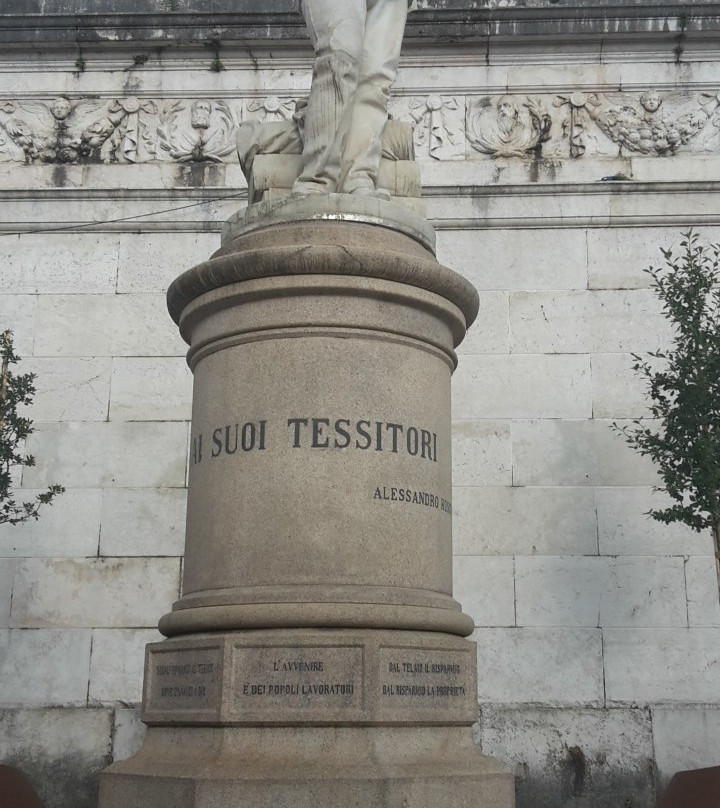 Monumento al Tessitore-斯基奥必去景点