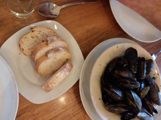 Little Falls餐馆和美食-Aquila Pizza Al Forno