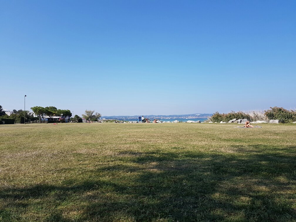 Spiaggia Brema景点图片