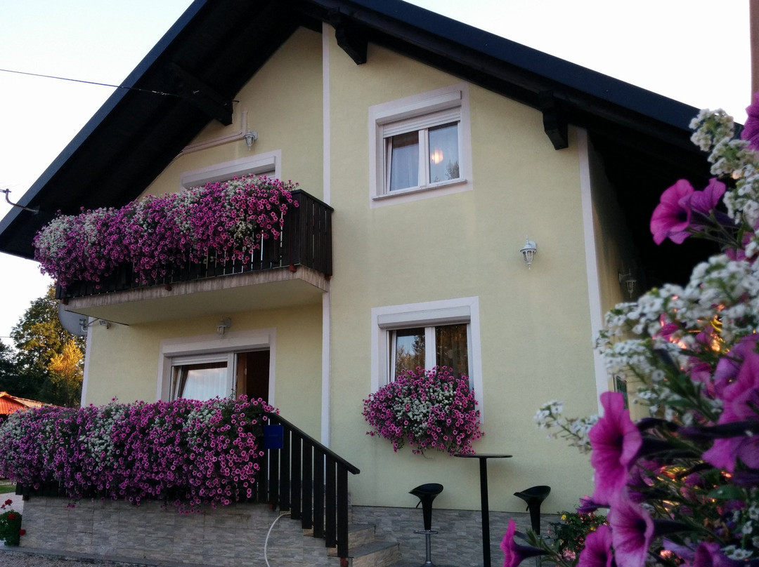 卡耶斯旅馆主图