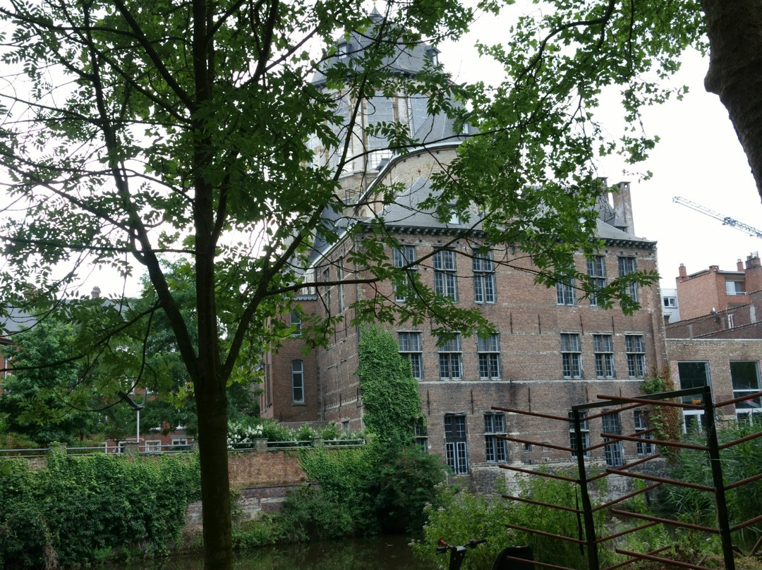 Muizen餐馆和美食-Via Via Mechelen