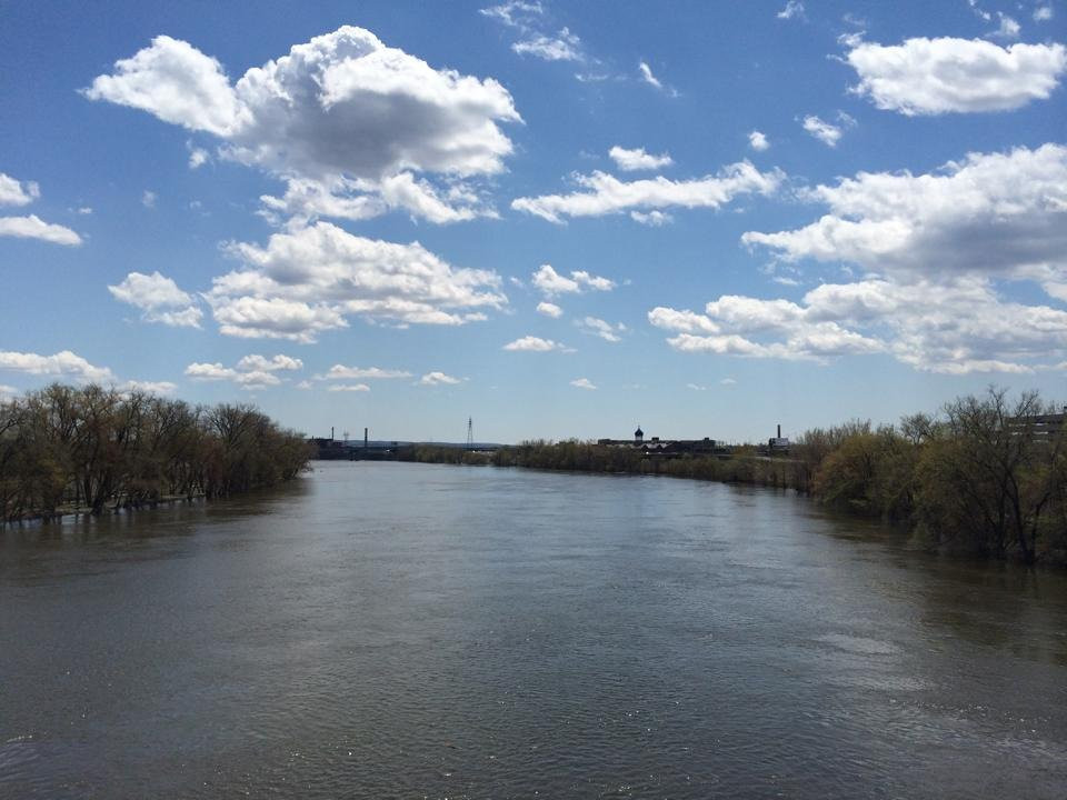 Mortensen Riverfront Plaza-哈特福德必去景点