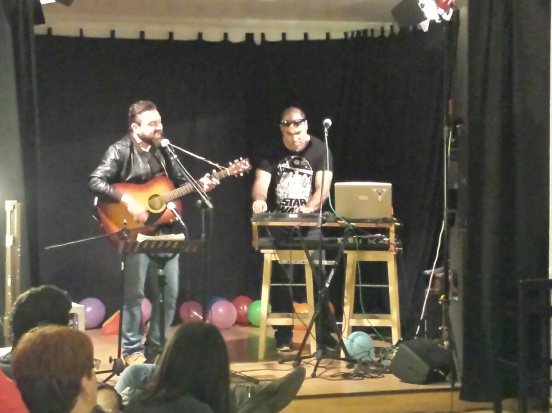 Freaks Arts Bar-阿利坎特省必去景点