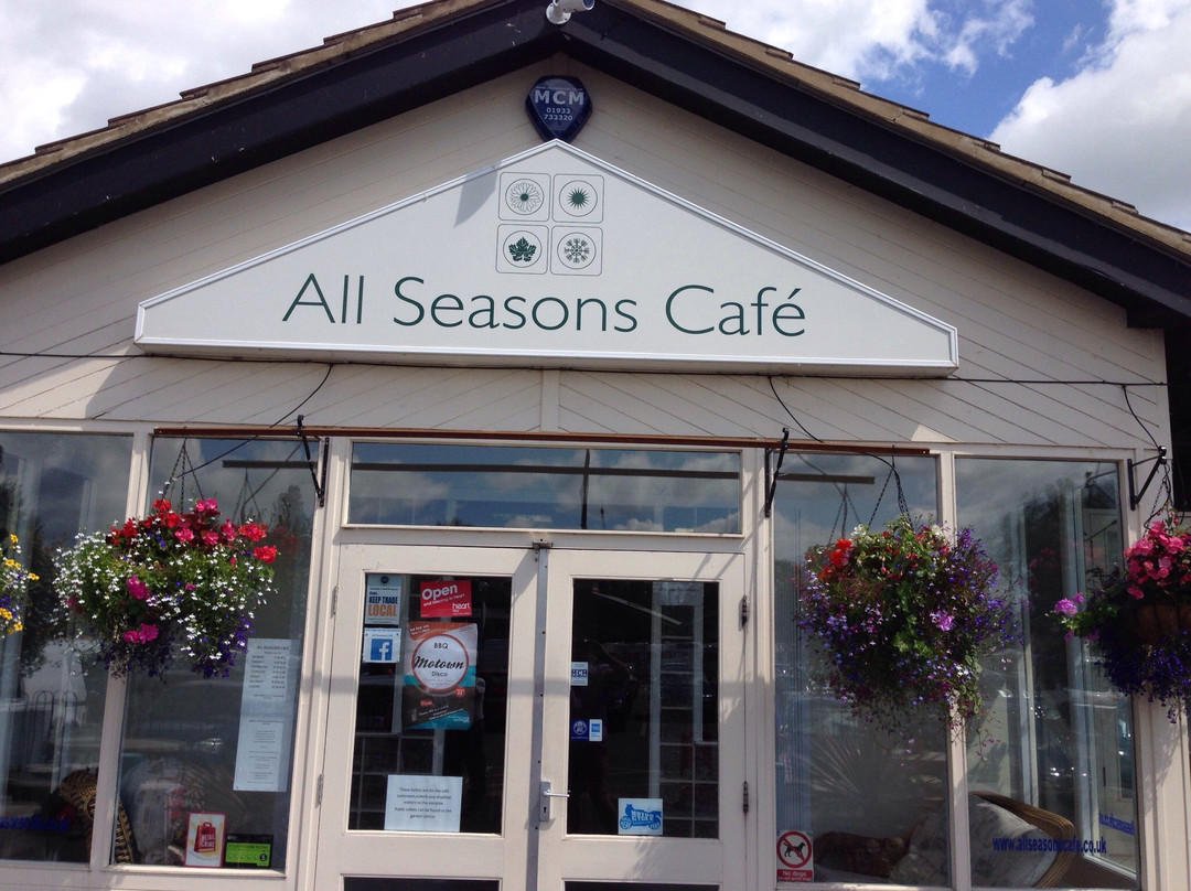 Cogenhoe餐馆和美食-All Seasons Cafe