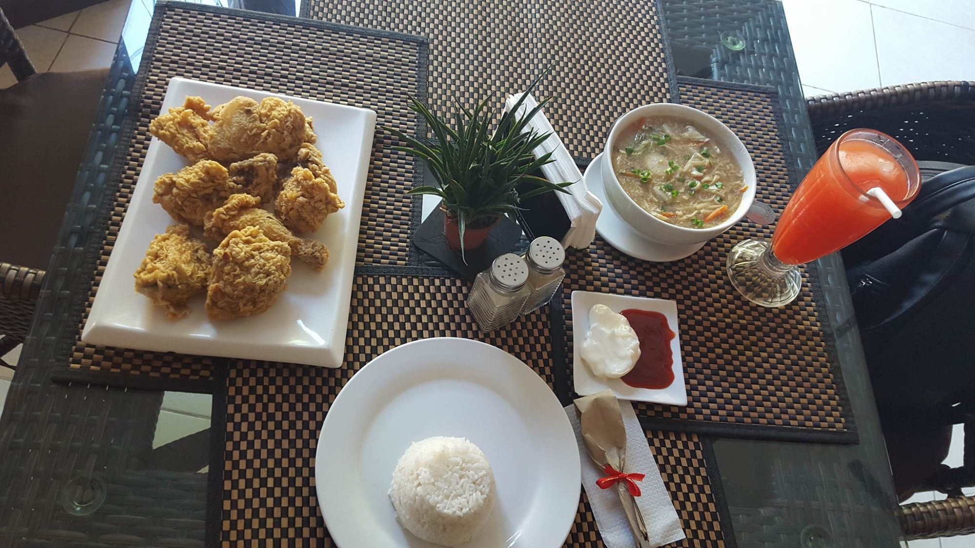 Davids Inn Ormoc City-餐饮