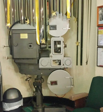 Summergarden Theatre-博恩必去景点