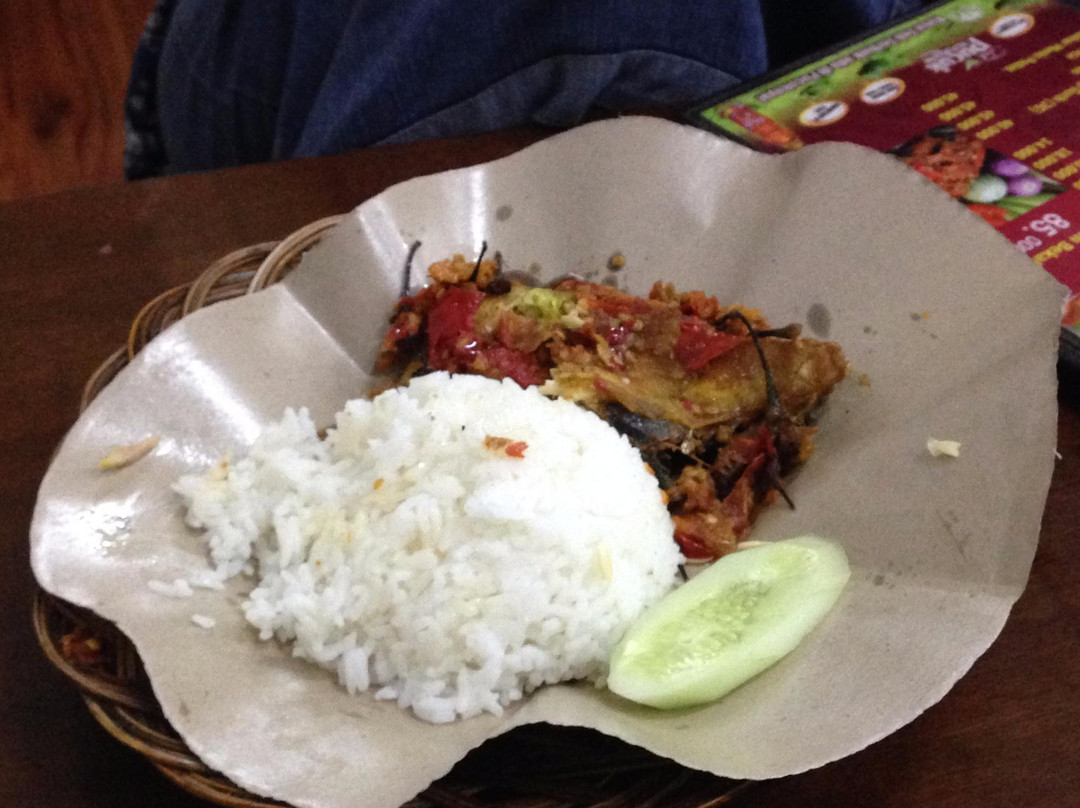 Ayam Penyet Margo Pedes Gila