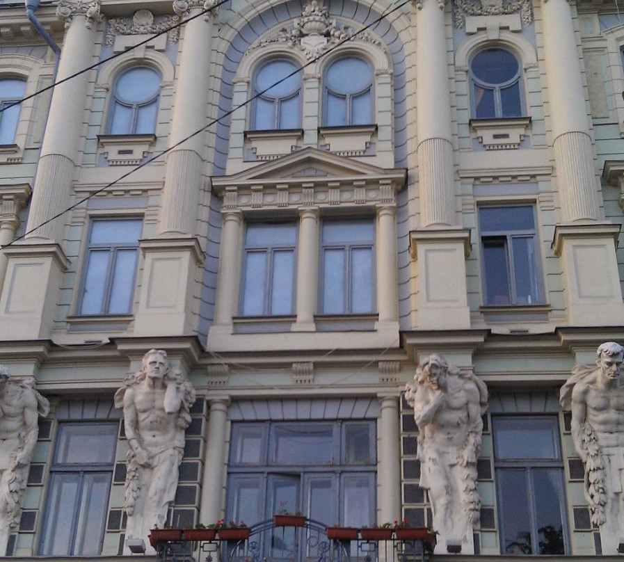 Palace of Culture - Jewish People’s House-Chernivtsi必去景点