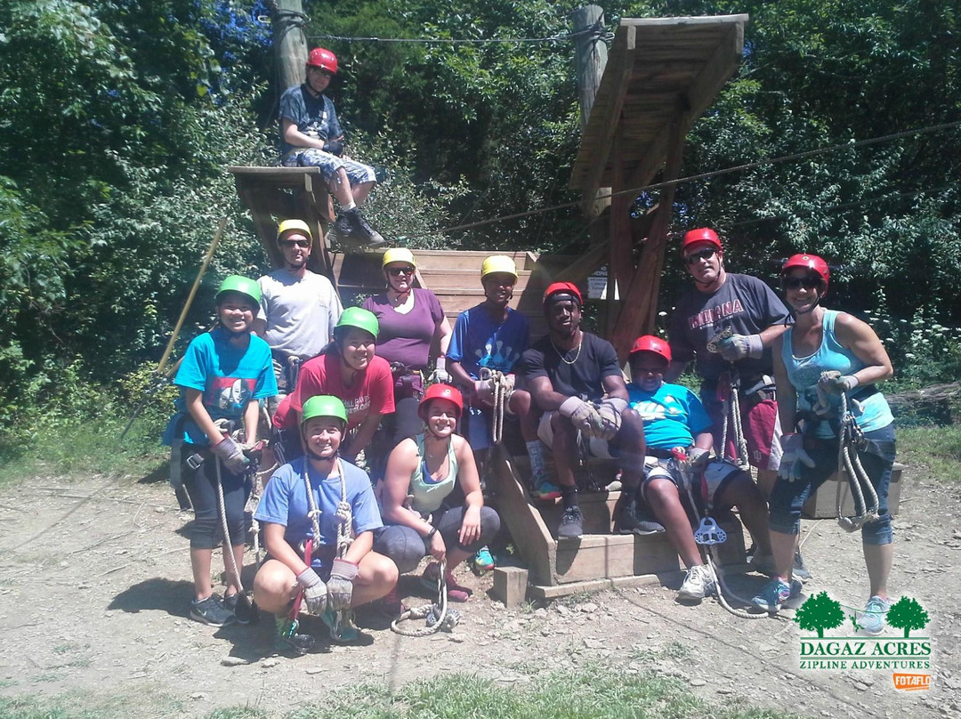 Dagaz Acres Zipline Adventures景点图片