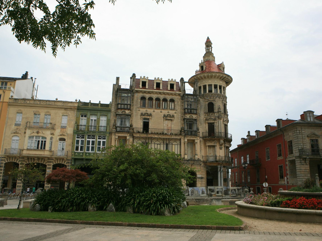Apartamentos Escuder