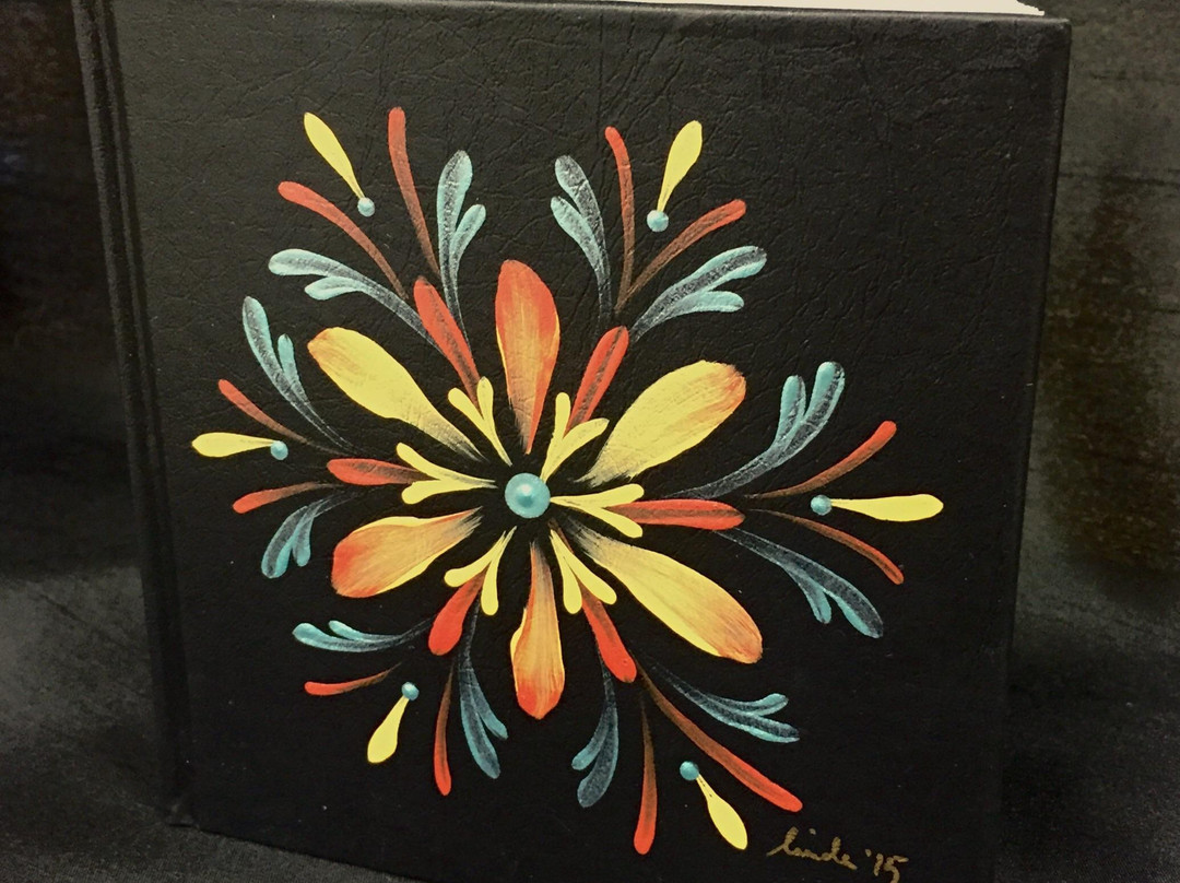 Linda Ola - Studio & Gallery-阿克雷里必去景点